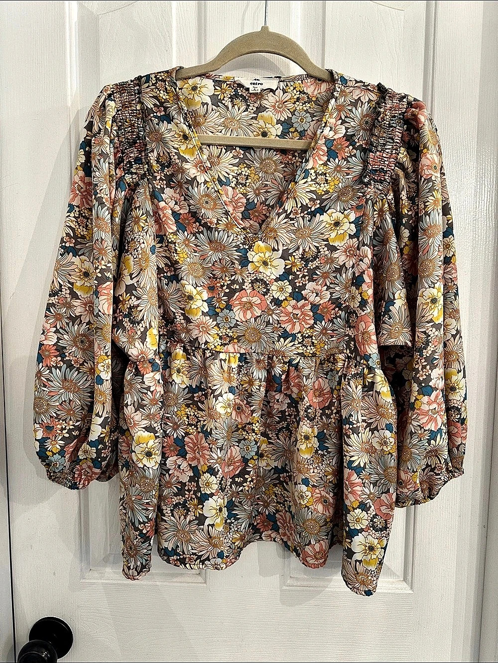 entro Floral Blouse in Brown & Multicolor